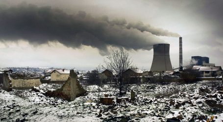 Bambini malati e deformi: ecco la polvere mortale di cui nessuno parla