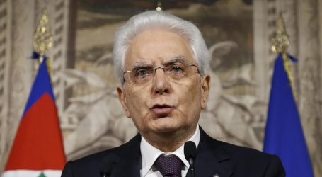 Sergio Mattarella: Al servizio della Disinformazione