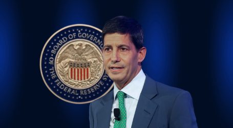 Il bilancio della Federal reserve è di 8.000.000.000.000 di dollari, guarda bene questa cifra, memorizzala e…