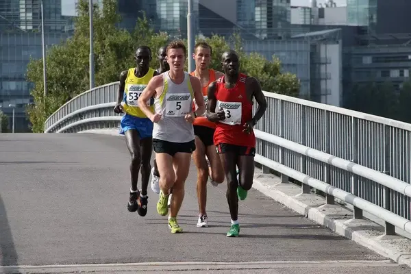 Marathon 2366475 960 720 (1)