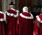 “Fatevene una Ragione” non è più possibile accedere al potere attraverso la legge