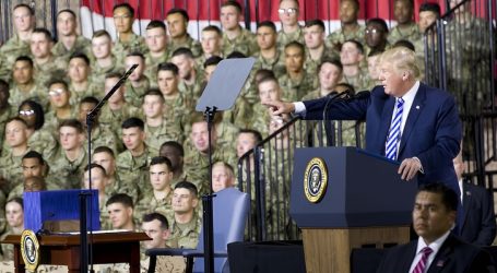 L’Occidente raccoglie quello che semina e sta crollando tra militarizzazione e cretinizzazione