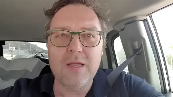 41628c52505a518993a9f740b106a3bf36b5adfe