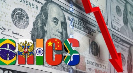 La rivoluzione dell’oro dei BRICS schiaccia l’egemonia del dollaro mentre le sanzioni fallite di Trump scatenano una rivolta finanziaria globale
