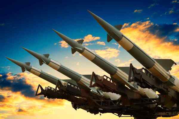 Bombe atomiche 2676445213 (1)