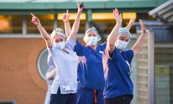 20ib qeh clap for our carers dri