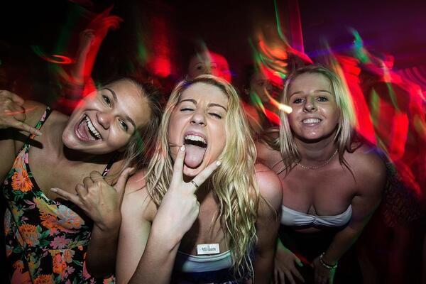 Generated by ijg jpeg library