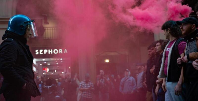 CREATOR: gd jpeg v1.0 (using IJG JPEG v62), quality =