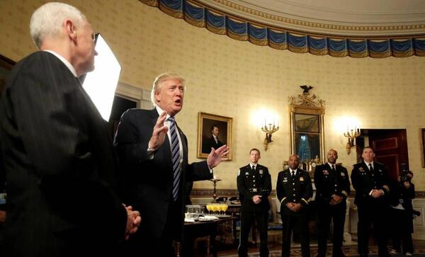 CREATOR: gd jpeg v1.0 (using IJG JPEG v62), quality =