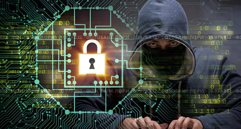 Young hacker in cybersecurty con