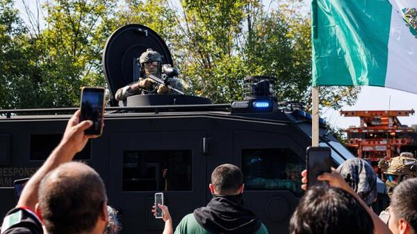 071519385 4e5f94d3 f0bd 4a23