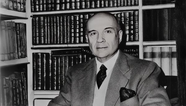 Gustavo Rol 150405500 (1)