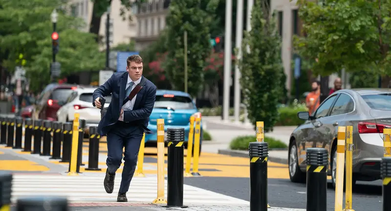 A house of dynamite (1)