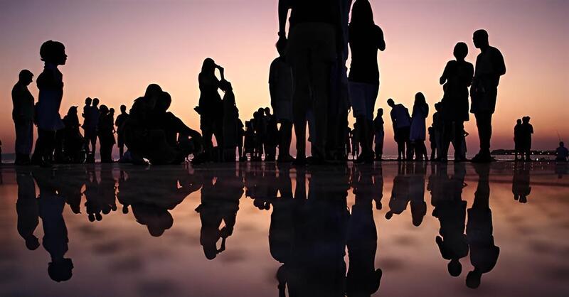 La Follia Della Normalita MINIAT (2)