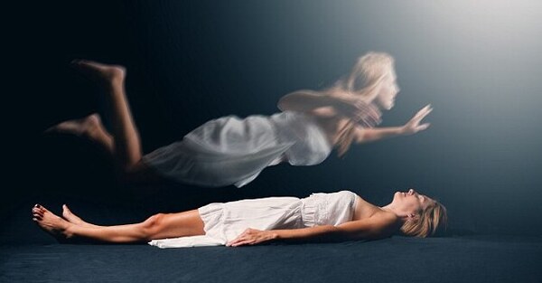 30FEE60C00000578 3437192 image m