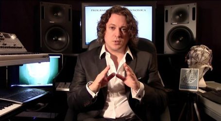 Riccardo Tristano Tuis: un umanista in lotta contro le ipocrisie del presente