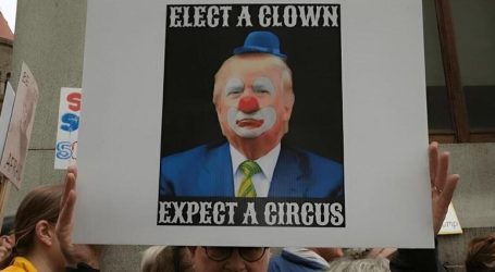 Il paradosso di Donald Trump: genio, idiota o ostaggio del suo stesso disastro?