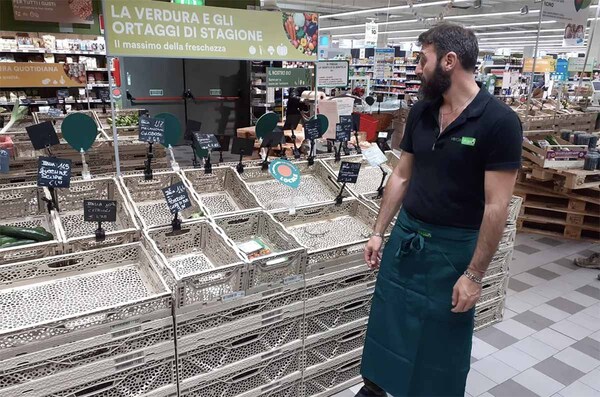 Scaffali vuoti ravenna carlino 1 (1)