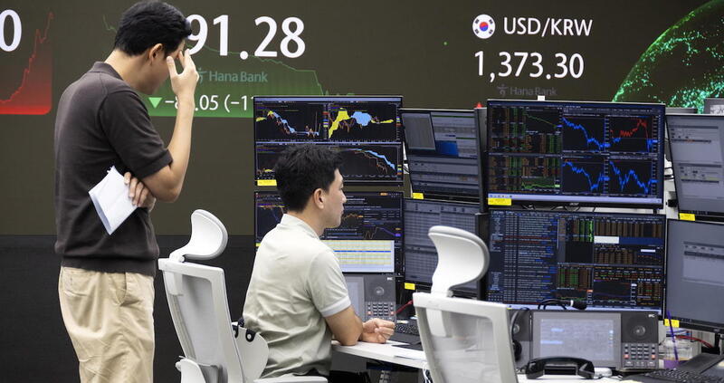 KOSPI plummets by 8.77%