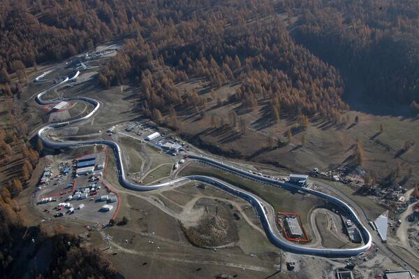 Pista bob Cesana 2818777492 (1)