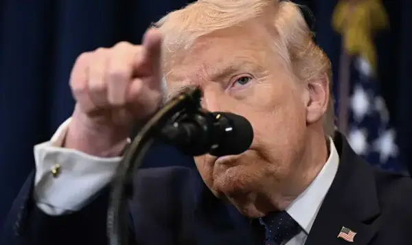 Donald trump conferenza stampa s