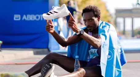 Correre con le “super scarpe” potrebbe renderti più veloce, ma a quale prezzo?