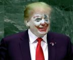 Stupidità, intelligenza artificiale, guerre create ad arte e assurdità: un mondo di pagliacci di cartoni animati