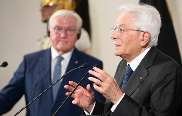 Mattarella giusto 2067829335 (1)