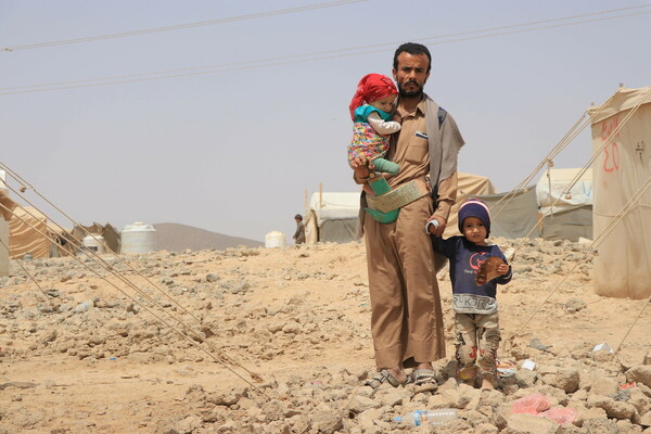 RS302886 Yemen Hunger Mofadal s