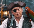L’Impero dei Pirati Sordi, Muti e Ciechi, supportati da un branco di europei imbecilli