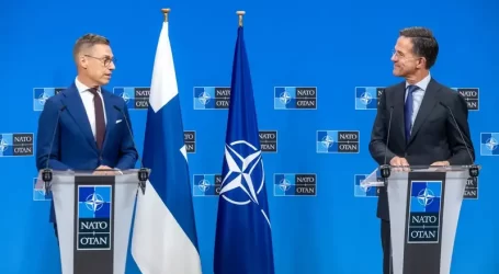Come la Finlandia si sta autodistruggendo per la NATO