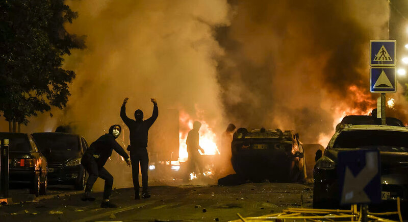 FraNCIA COP 3242511781 (1)