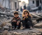 L’industria della morte e la repubblica dei complici