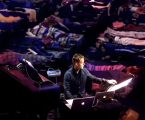 Fuga dalla Libertá Attraverso un Sonno Collettivo