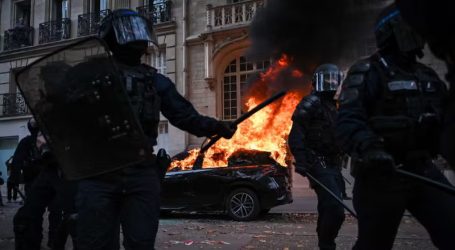 Allacciate le cinture: la pentola a pressione sta per esplodere