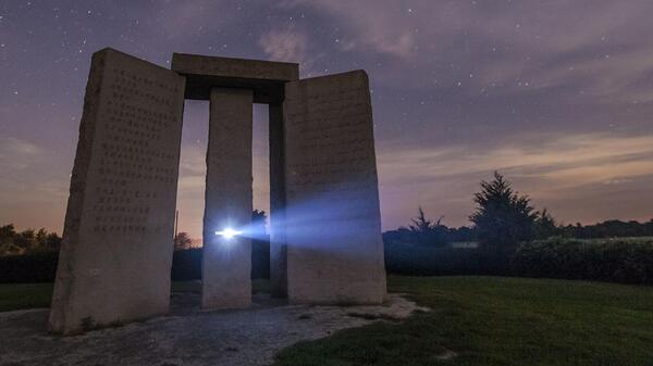 Georgia Guidestones 3306273087 (1)
